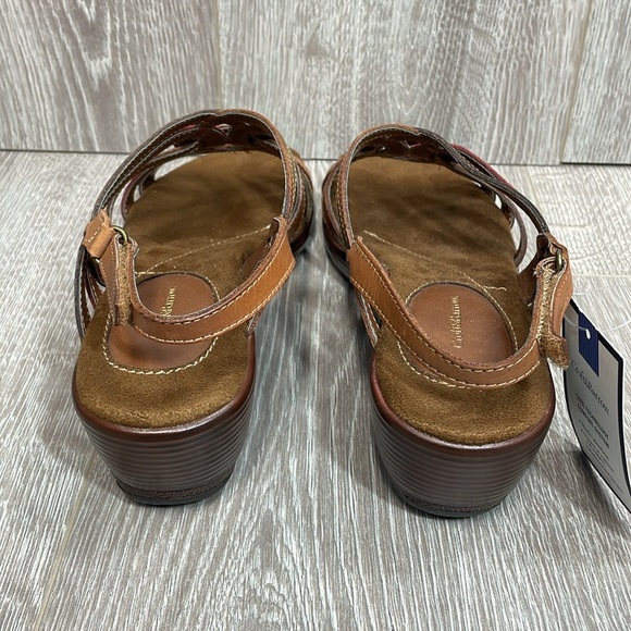 NWT Croft & Barrow Multicolored Strappy Leather Wedge Kaylie Comfort Sandals 9 M - Picture 3 of 16